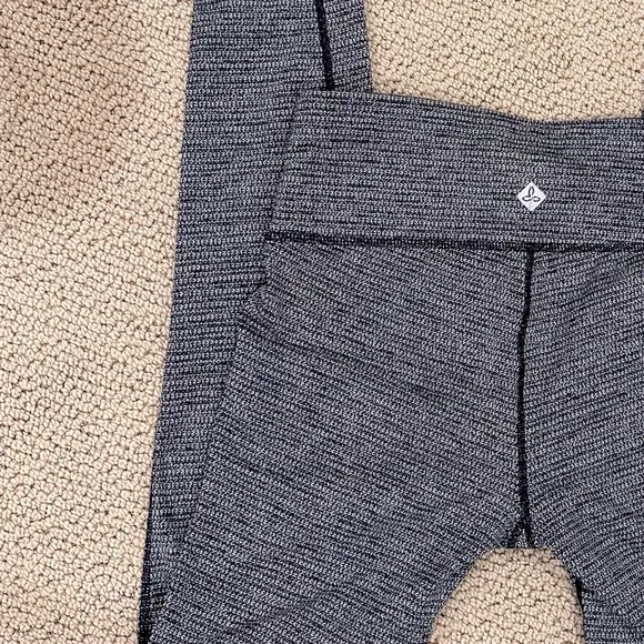 Prana yoga leggings - Picture 9 of 9
